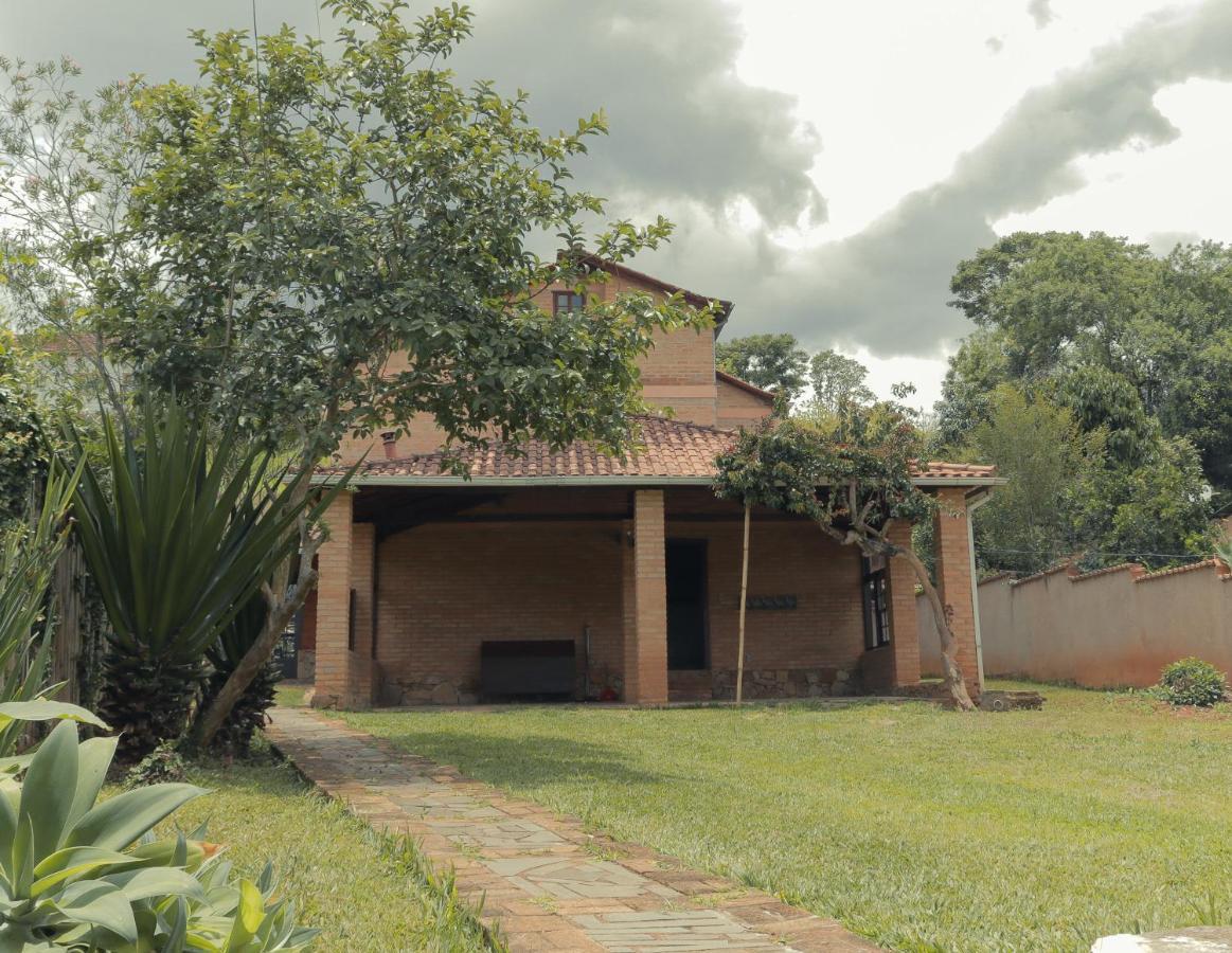 Em Tiradentes, Minas Gerais, Casa Tipica E Espacosa Em Terreno Arborizado Kültér fotó