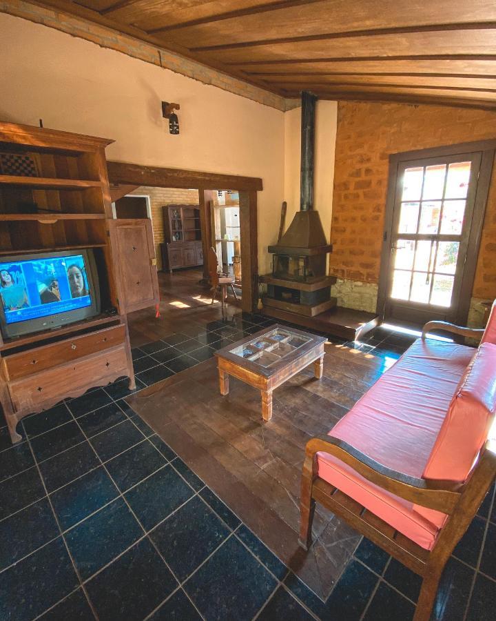 Em Tiradentes, Minas Gerais, Casa Tipica E Espacosa Em Terreno Arborizado Kültér fotó